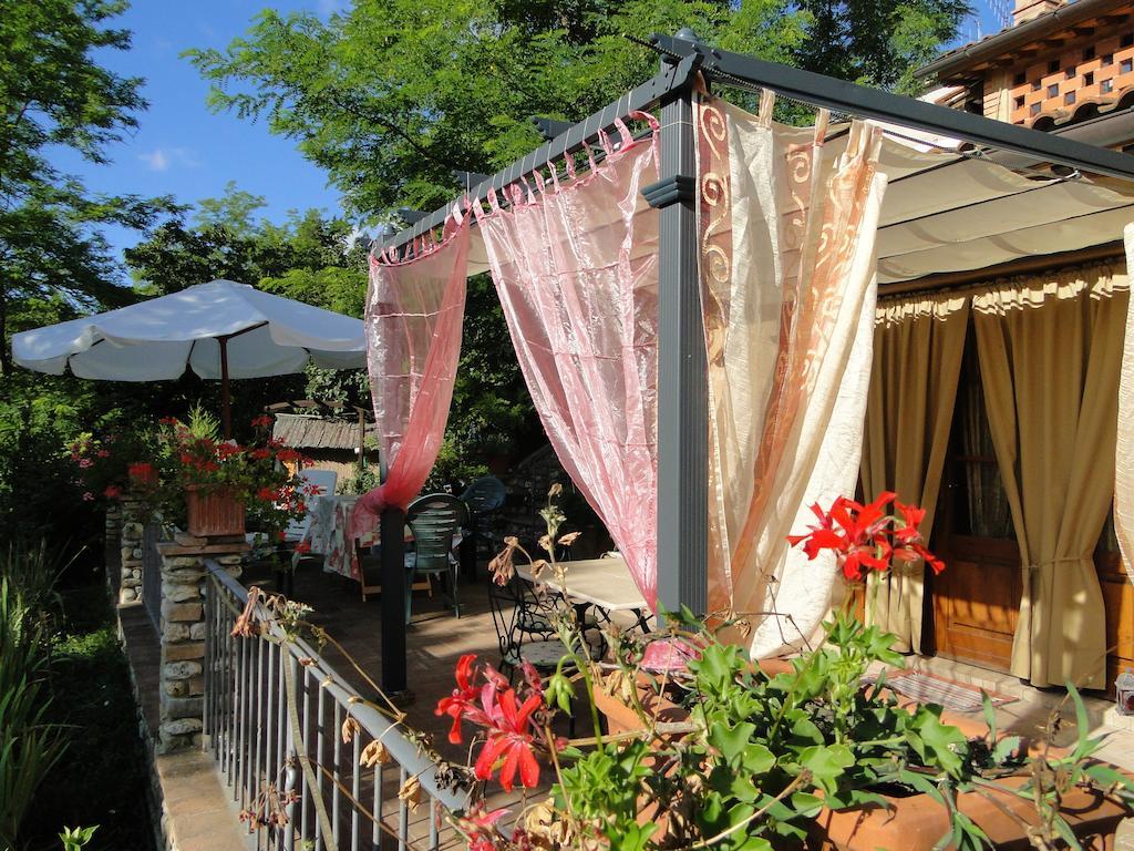La Capanna Di Sovestro Hotel San Gimignano Værelse billede